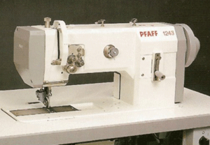 Машина швейная, одноигольная, с плоской платформой, тяжёлого типа Pfaff 1243